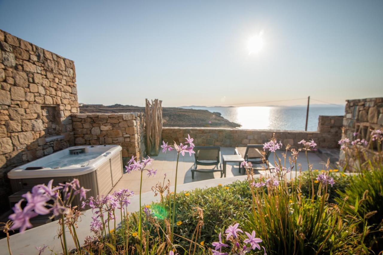 Gorgeous Studio In Cycladic Architecture Overlooking The Aegean Apartamento Houlakia  Exterior foto